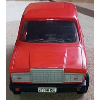 Модель автомобиля Ваз 2107. С рубля!