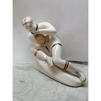 Фарфоровая статуэтка Футболист или Вратарь