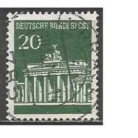 ФРГ. Бранденбургские ворота. Берлин. 1966г. Mi#507.