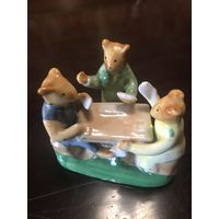 Винтажная  статуэтка  англия редкость