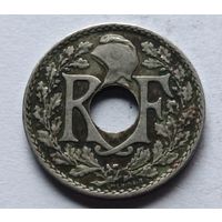 Франция. 10 сантимов 1922 года.