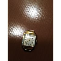 Старинные часы "ЗАРЯ" 16 камней в коллекцию 1950=е года прошлого века