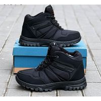 Кроссовки зимние