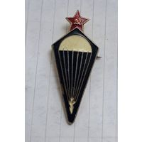 Нагрудный знак ПАРАШЮТИСТ