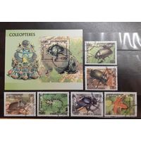 Камбоджа. 2000 год. Фауна. Жуки. Блок и 6 марок (204)