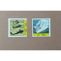 Вкладыши фантики военная техника TopGun: #35 вертолеты Кобра Huey COBRA, #17 корабль ракетный эсминец СССР "Слава". Baycan.