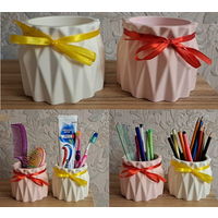 Ваза-кашпо, новая, изделие выполнено из гипса для интерьера