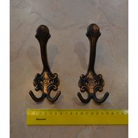 Крючки (вешалки). СССР. Цена за оба.