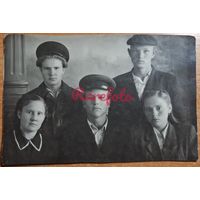 1930-е Друзья-товарищи студийное фото типаже ретро