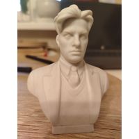 Мояковский В. В. Фарфор бисквит ЛФЗ. СССР