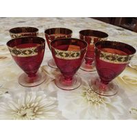 Набор рюмок 6 шт.красное стекло с позолотой