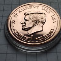 Коллекционная медаль 35 президент США Кенеди.1963г.