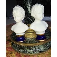 Фарфоровые статуэтки ,бюстики. Мальчик и девочка. Европа.