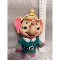 Резиновая игрушка. Слон пожарный. 18