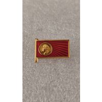 Значек знак Ленин,200 лотов с 1 рубля!!!