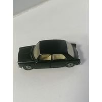 Модель 1/43  Innocenti Morris