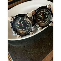 Редчайший-отличного сохрана,авиационный часовой "блок М55" с заглушкой по-родне. Все ТТХ и принцип работы смотрим  на фото ниже!!!