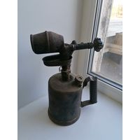 Старинная паяльная лампа Красногвардеец, в интерьер