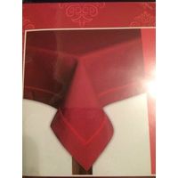 Красивая скатерть 130 на 180 см. Новая. Плотная, по качеству похожа на лен. Очень красивая, насыщенного кораллово-красного цвета. Приобретала за границей.