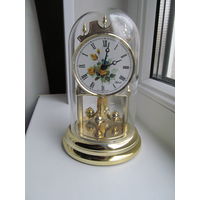 Часы настольные кварцевые Германия