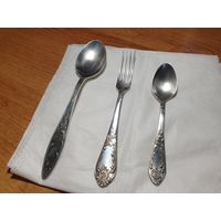 Ложки и вилка нейзильбер