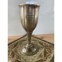 Большой старинный кубок.  1924 г. Германия серебрение много Лотов с рубля