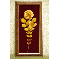 Панно из натурального янтаря  ( 14 см х 28,5 см )   все целое