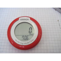 Шагомер Omron.