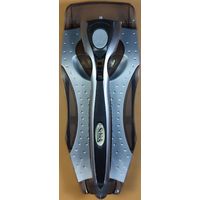 Бритвенный станок Schick Quattro