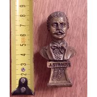 Бюст.Штраус.