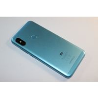 Телефон Xiaomi Mi A2 Lite 4GB/64GB (голубой)
