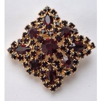 Гранатовая брошь Jablonex. Кристаллы. 60-е годы, Чехословакия.  В идеале!