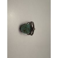 Кольцо с камнем