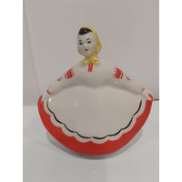 Все лоты с 1р.Девушка в платье