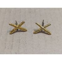 Эмблемы Войск Артелирии СССР ( на усах)