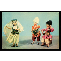 Куклы в азербайджанских национальных костюмах. 1967
