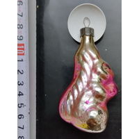 Елочная игрушка Белочка с орехом, 9 см, 1950-1960 гг