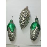 Ёлочная игрушка  , СССР .  Шишки .