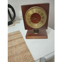 Часы в работу или на запчасти