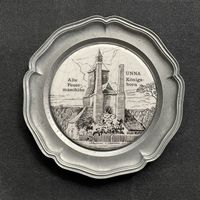 Коллекционная тарелка-подставка Унна солеварня Кёнигсборн 1799 / 10 см, винтаж, олово, клеймо Ангел, логотип банка