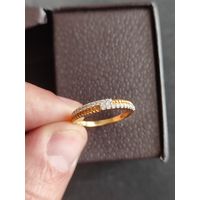 Золотое кольцо с 20 бриллиантами Damas