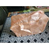 Косметичка. Состояние на скане.