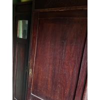 Шкаф двухстворчатый старинный , 50-ые годы