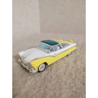 FORD CROWN VICTORIA 1:43