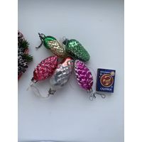 Лот елочных игрушек.