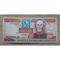 Werty71 Уругвай 5000 новых песо 1983 UNC банкнота