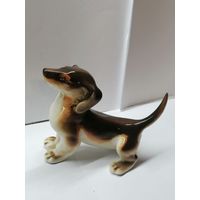 Фарфоровая статуэтка Такса.