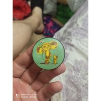 Значок чебурашка