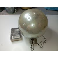 Ёлочная игрушка  Шарик , Кремлевская игрушка ,толстое стекло .