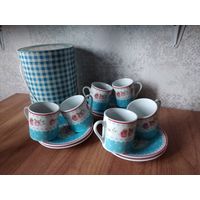 Кофейные чашки и блюдца, 6 кофейных пар, в коробке.